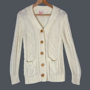 VTG 70s Cream Cable Knit Wooden‎ Buttons Prep School Cardigan Sweater Womens XS
